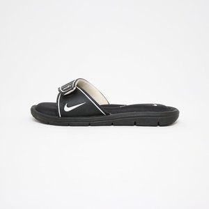 nike foam sandals